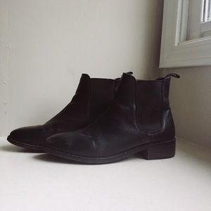 asos aura chelsea boots